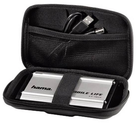 Disque dur portable argenté avec câble USB, dans une pochette de protection noire.
