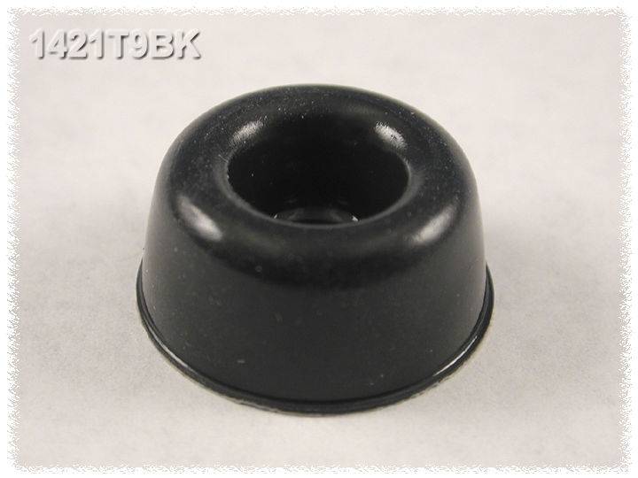 Manchon en caoutchouc noir avec un trou central, vue de dessus. Numéro de produit 1421T9BK imprimé dans le coin supérieur.