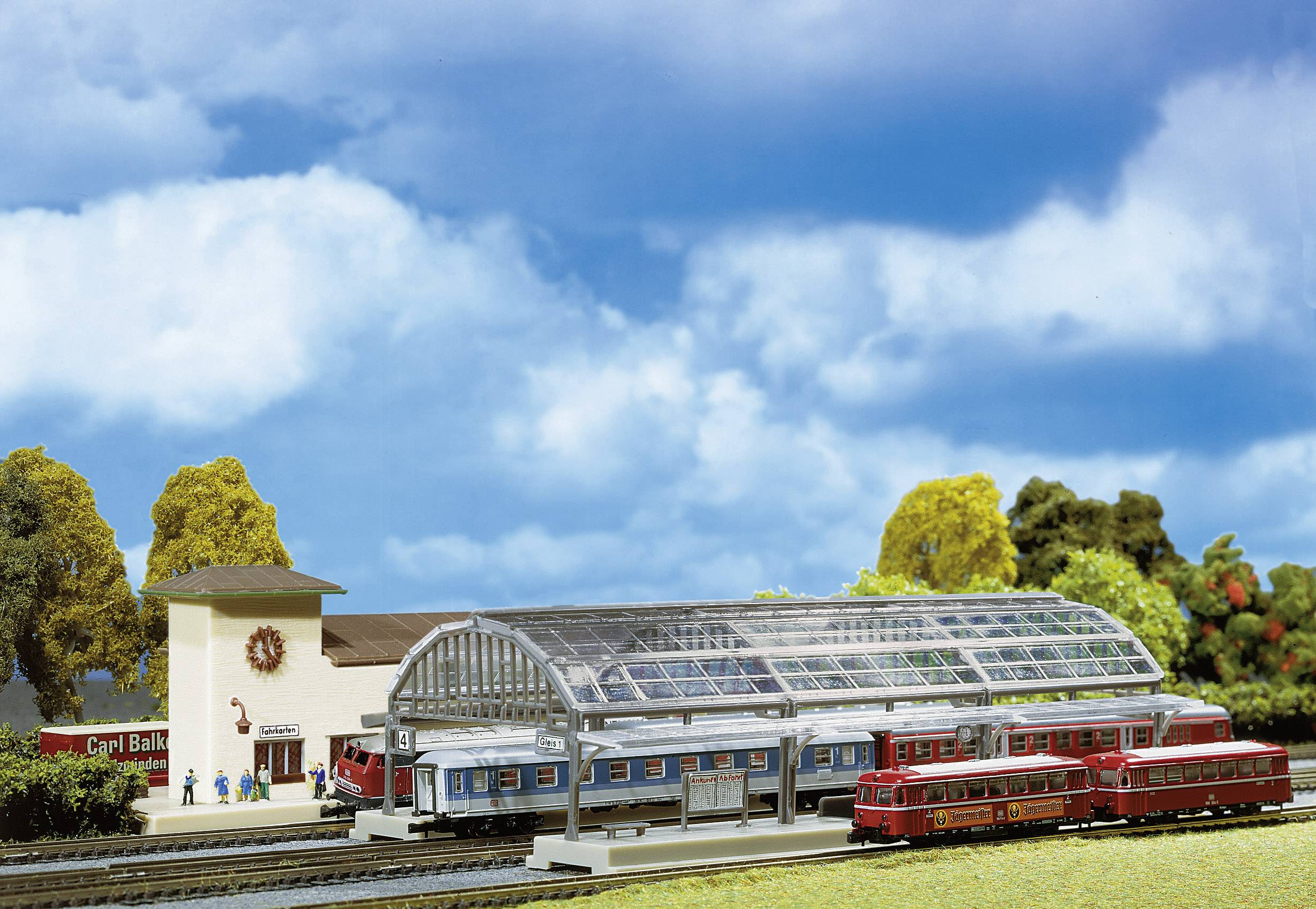 Halle de gare FALLER 282726 Z