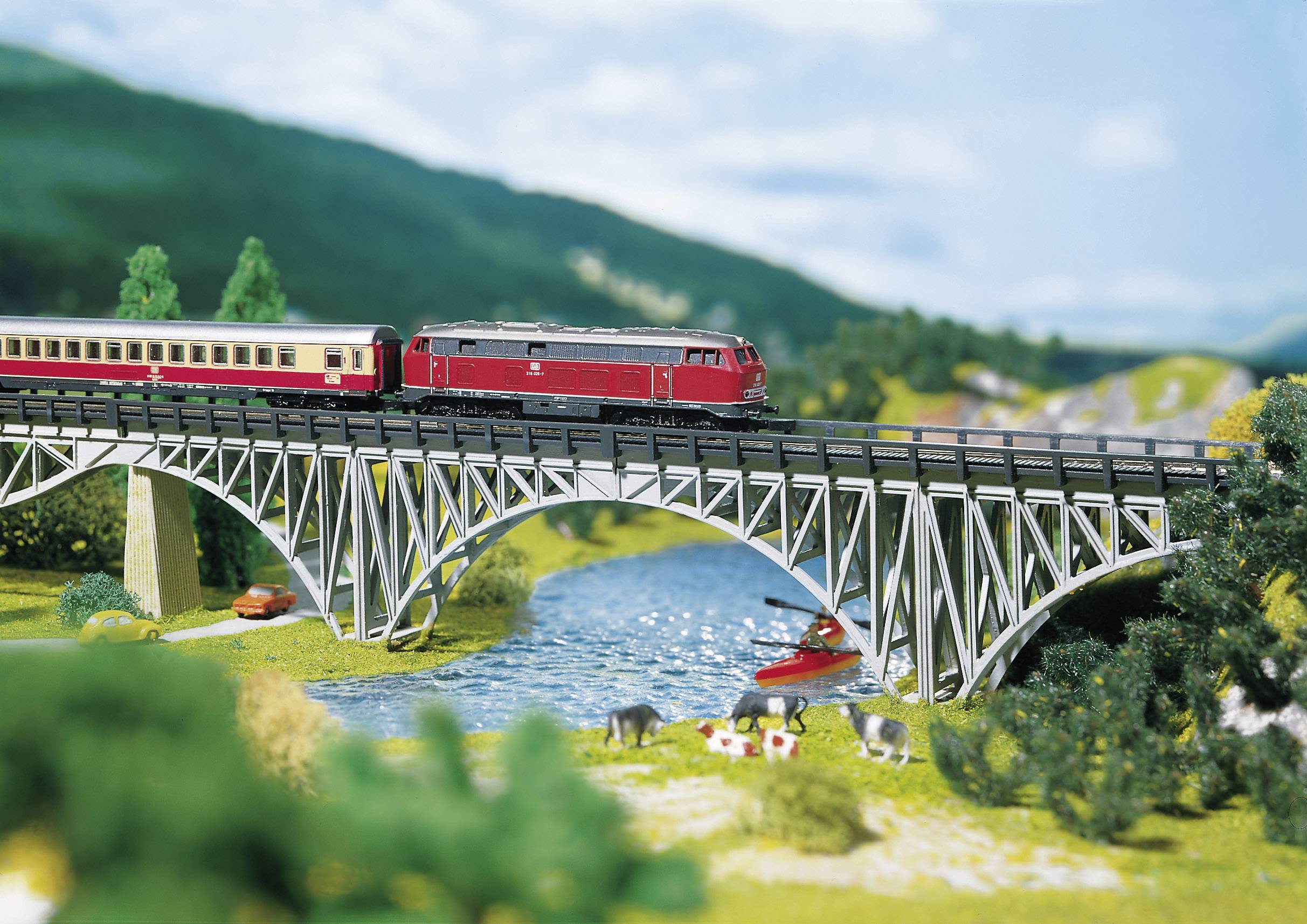 Pont avec poutres en acier FALLER 282915 Z 220 x 25 x 47 mm