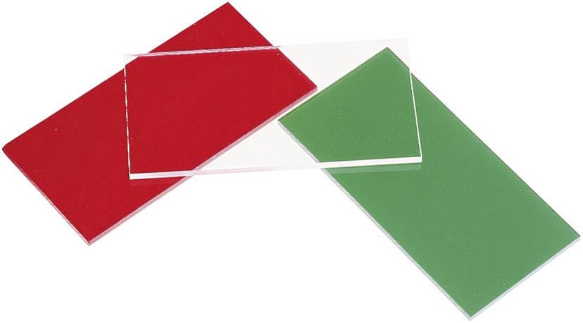 Trois plaques de verre rectangulaires en rouge, blanc et vert se chevauchent partiellement sur un fond blanc.
