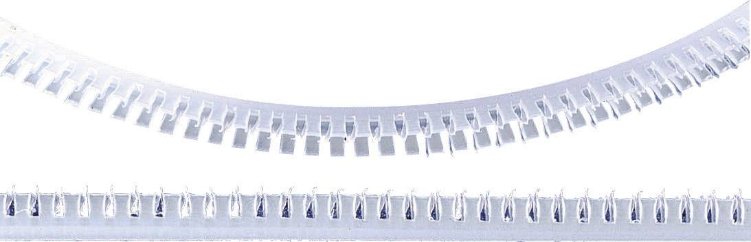 Deux rangées de serre-câbles transparents côte à côte ; la rangée supérieure est disposée en arc, l'inférieure en ligne droite.