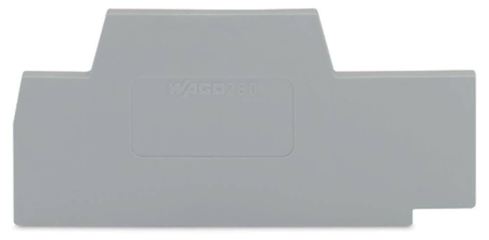 Couvercle rectangulaire gris en plastique avec une surface surélevée au centre, adapté aux applications industrielles ou électriques.