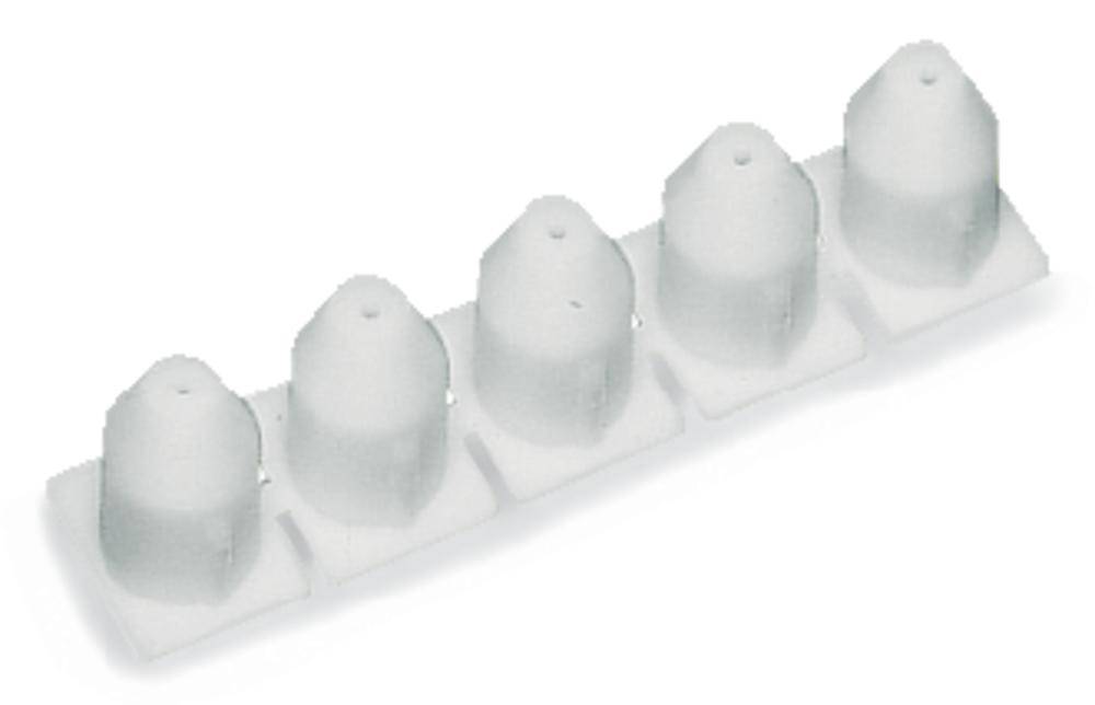 Cinq objets blancs en forme de cône disposés en ligne sur une base rectangulaire.