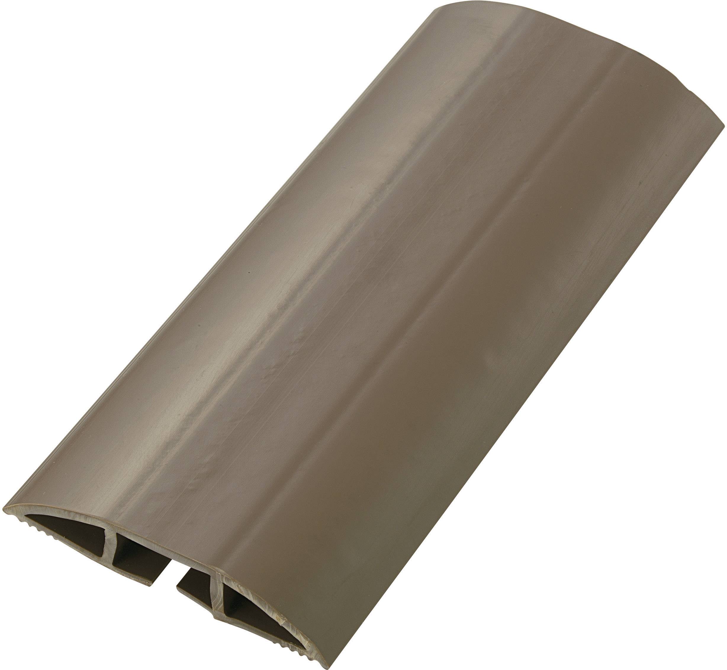 Profilé en plastique marron, long et courbé, probablement un composant destiné à la protection des bords ou des câbles.