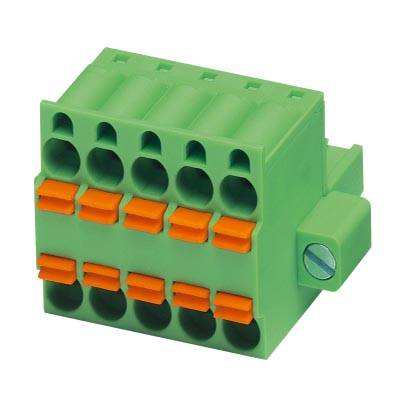 Connecteur vert multibroches avec des bornes oranges, adapté aux connexions électriques pour des applications industrielles.