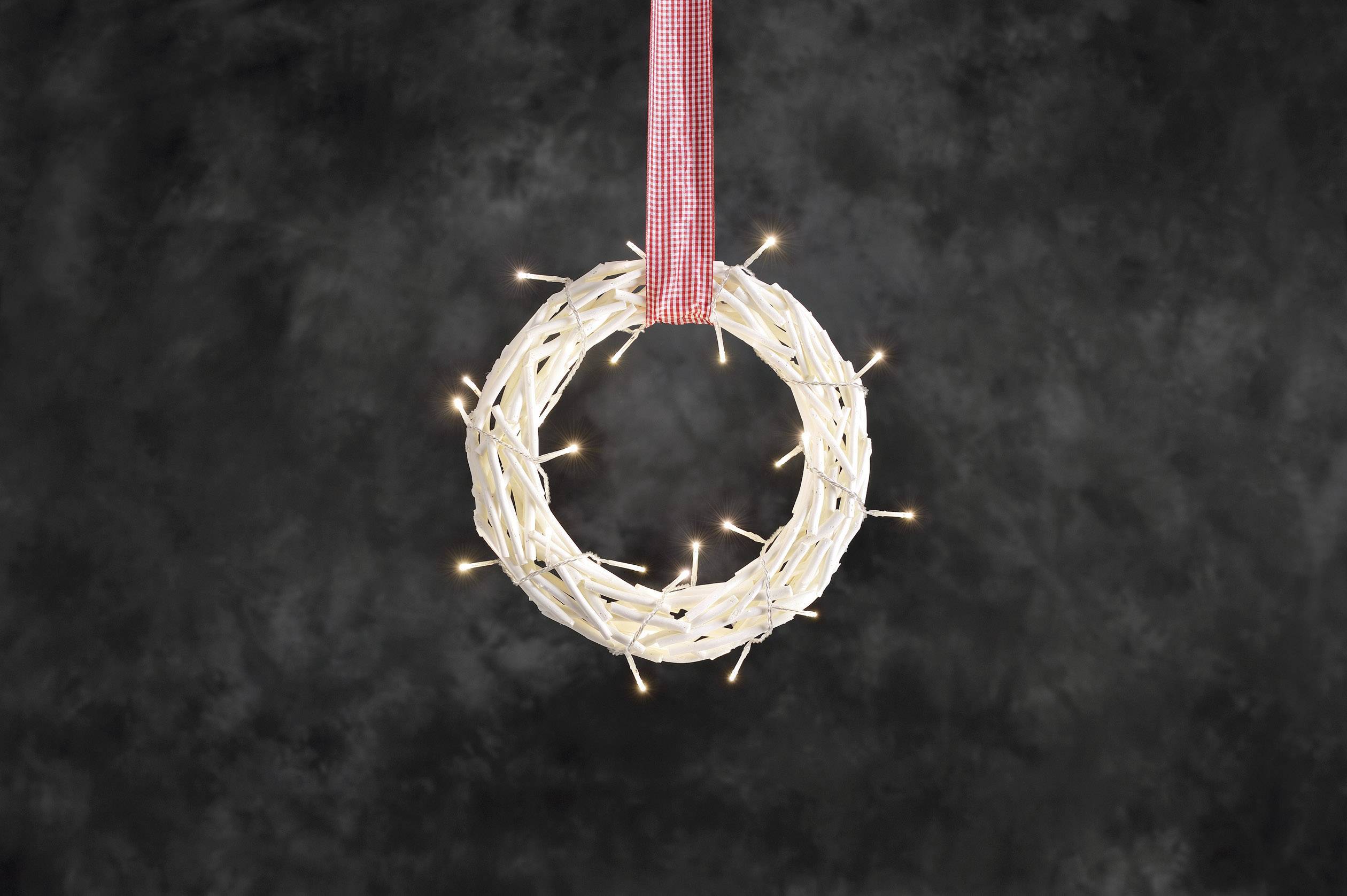 Konstsmide 6218-200 Couronne de porte avec éclairage couronne blanc chaud LED blanc