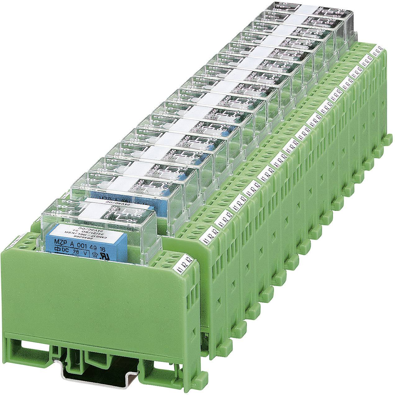 Un module de relais vert, modulaire, avec plusieurs rangées de capuchons de relais transparents, monté sur un rail DIN.