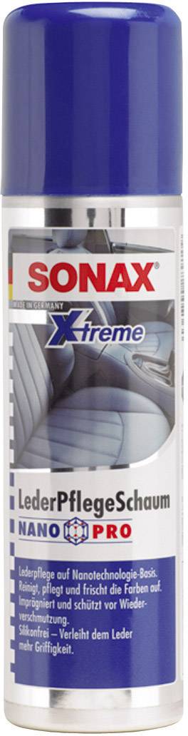Bouteille de mousse de soin du cuir SONAX Xtreme. Contient un traitement du cuir à base de nano-technologie, ravive les couleurs et protège contre l'usure.